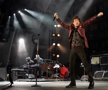 The Rolling Stones Hollywood Bowl Nov. 6 2005 show by IORR